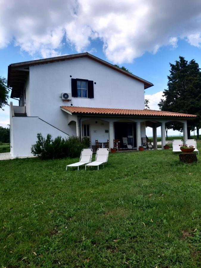Agriturismo Uliveto Gretacci 蒙特马拉诺 外观 照片